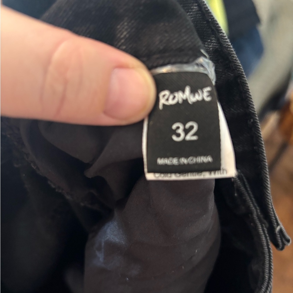 108.) CLEAR OUT / Romwe / Distressed / Black Jean - Picture 3 of 4